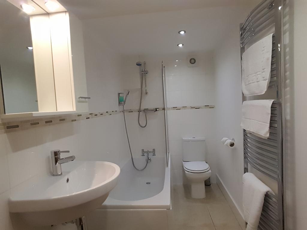 Bath Road Apartments สวินดอน ห้อง รูปภาพ